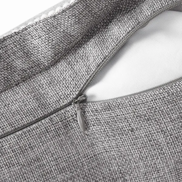 A Set Of Two-piece Retro Linen Trimmed Pillowcases